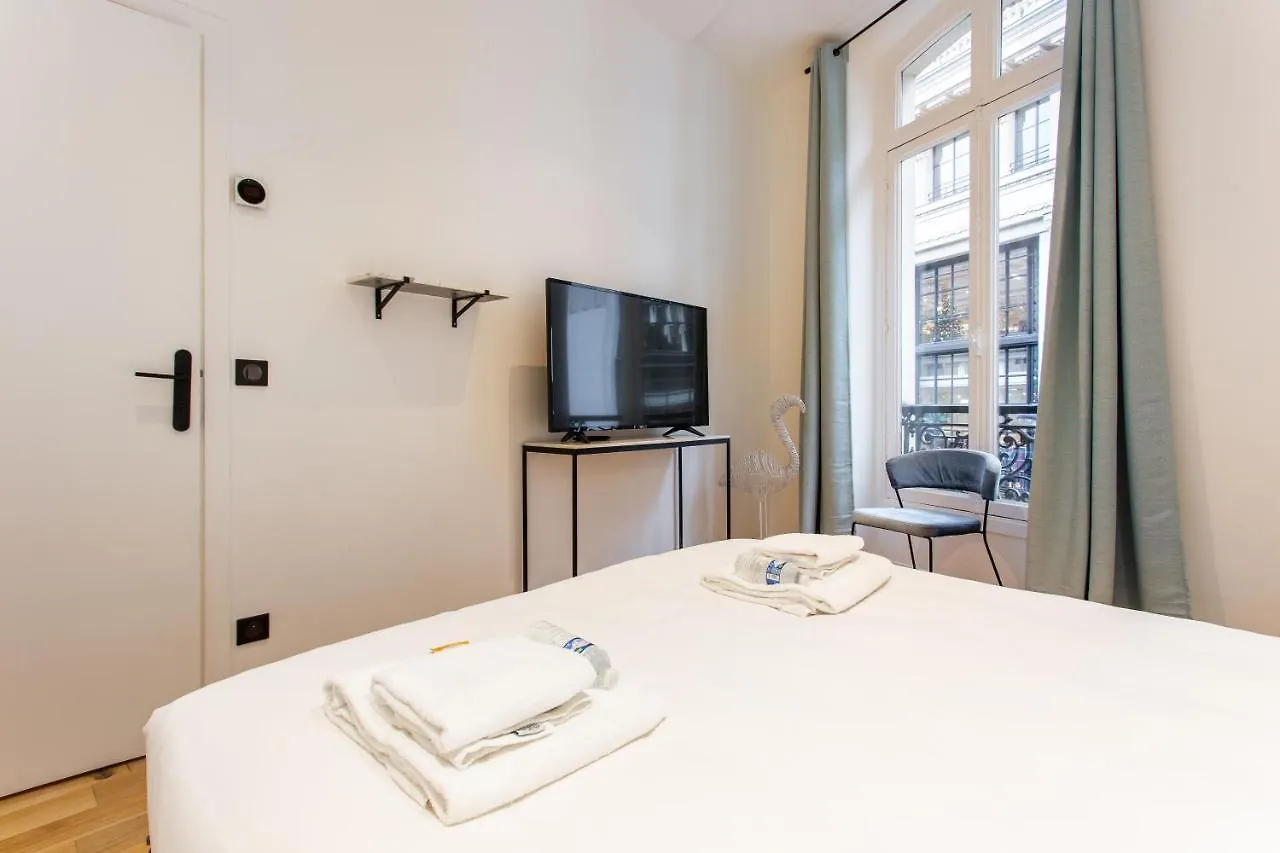 Cmg-champs Elysées - Boetie 8 Apartamento