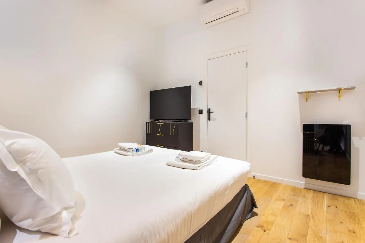 Apartamento Cmg-champs Elysées - Boetie 8 París
