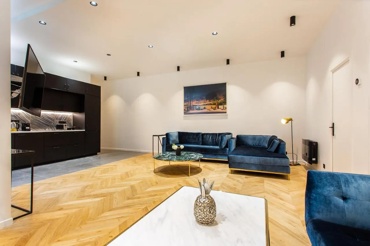 Luxury On The Champs-elysees, Heart Of Lägenhet